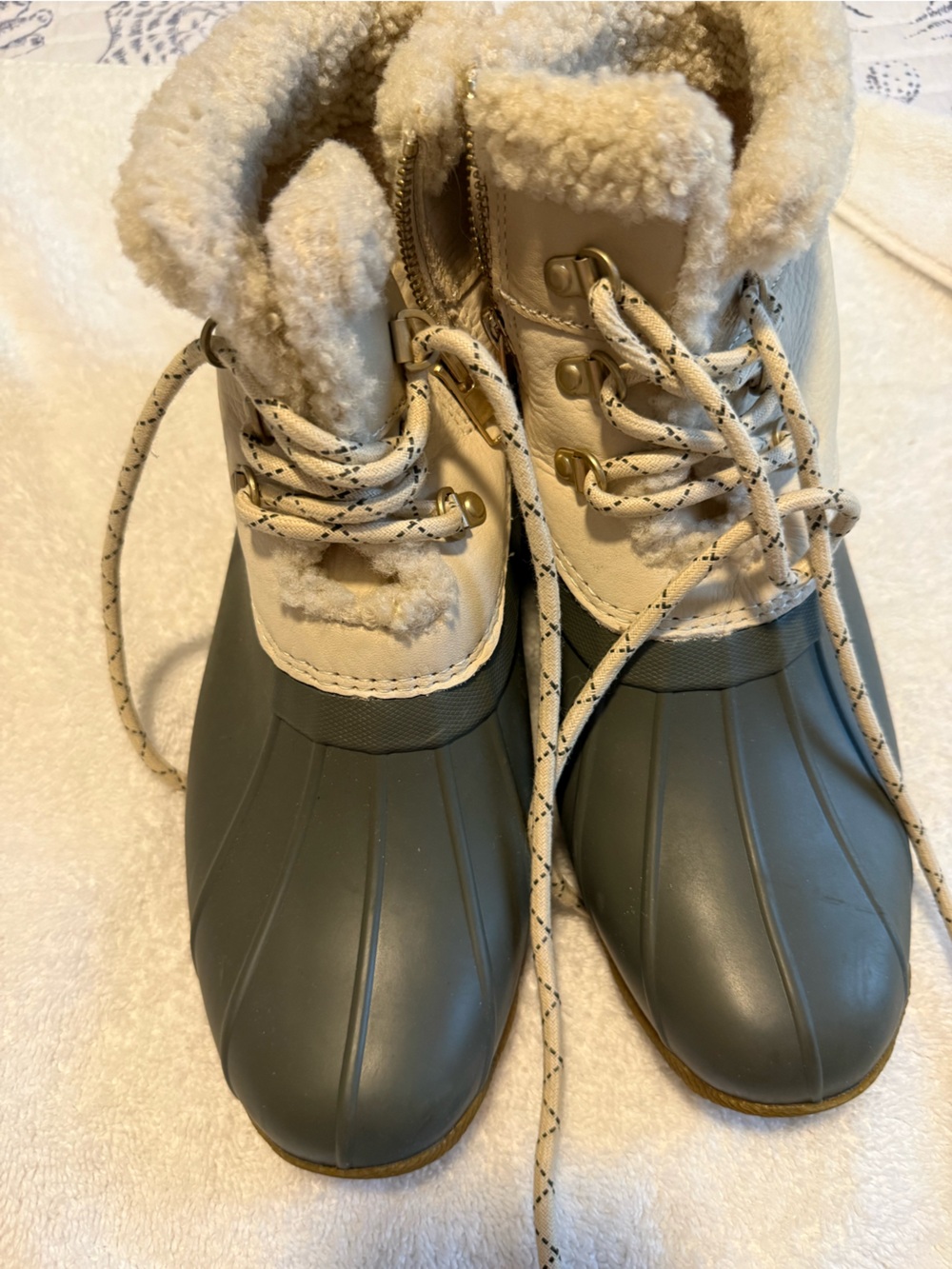 Sperry Olive Green and Cream Fleece-Lined Winter Duck Boots